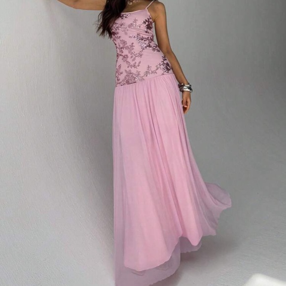 Pink Sequin Floral Maxi Dress - Picture 3 of 6